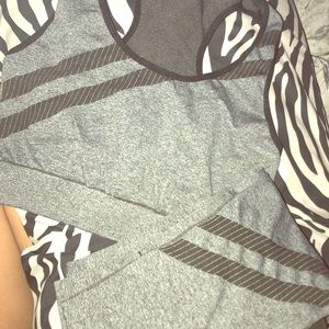 Sports bra & matching leggings NWOT